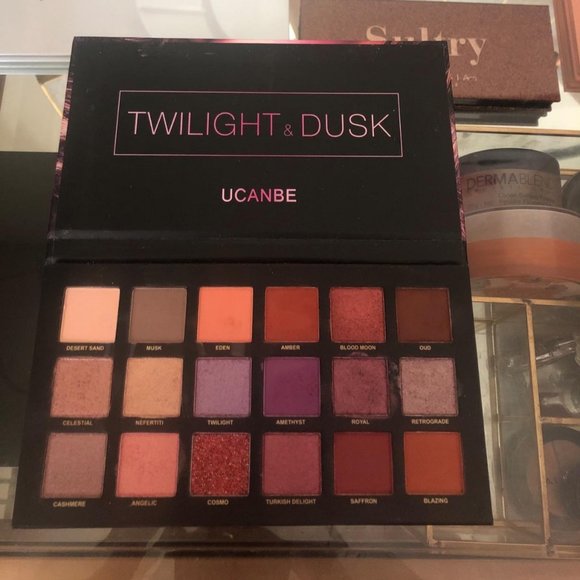 18 Colors Aromas Long Lasting Reflective Shimmer Matte Glitter Nude Eyeshadow - Picture 10 of 11